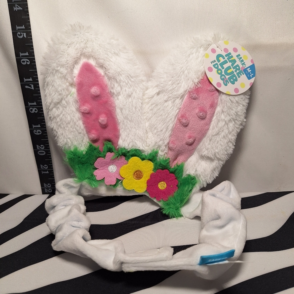 NWT Bark Hare Club For Dogs Dog Toy M-L